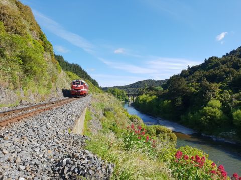Manawatu Gorge Shuttles